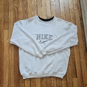 Vintage Logo Nike Men's Large Embroidered White Sweater